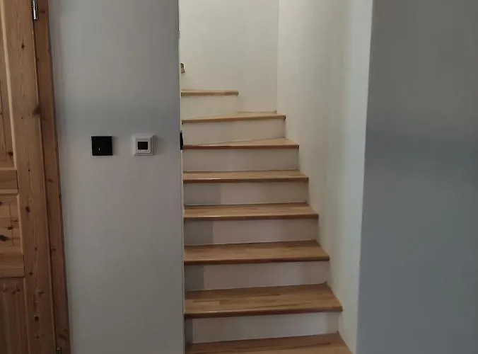 Garden Dena 아파트