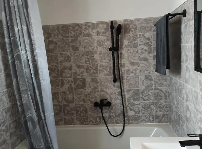 Garden Dena Lägenhet Babici