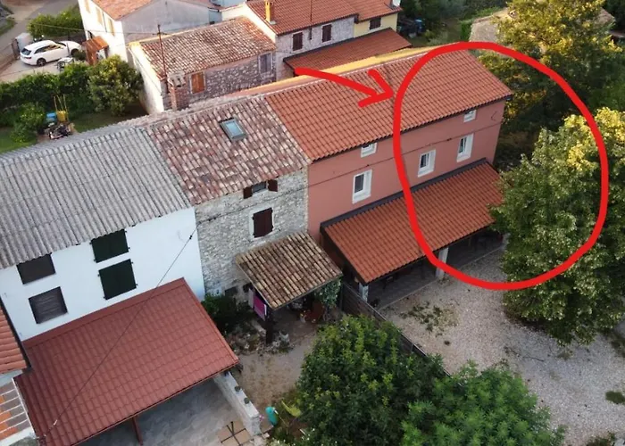 Garden Dena 아파트 Babici