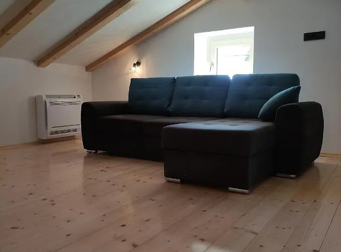 Garden Dena Διαμέρισμα Babici